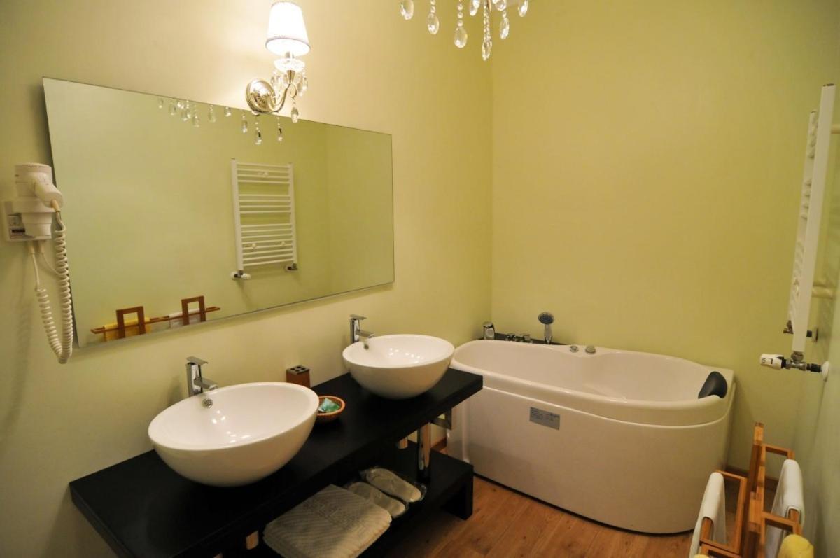 Hotel Tex Club Botoşani Rum bild